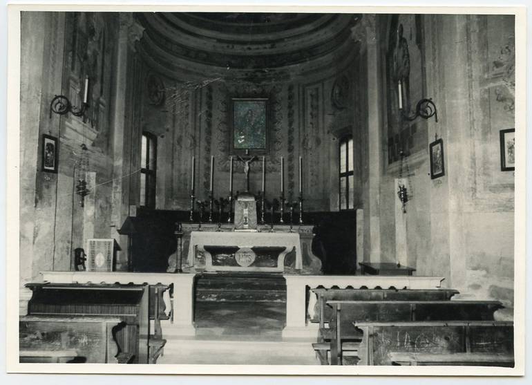 F.12 Altare  Maggiore anni 60.jpg