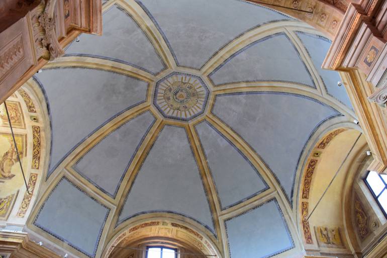 F.26 Cupola interno chiesa.JPG