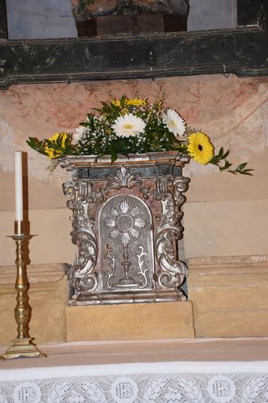 F.31b Tabernacolo altare Madonna Addolorata.JPG