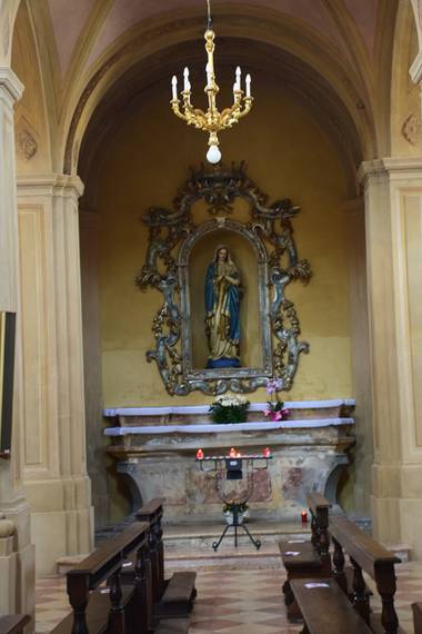 F. 18 Cappella altare  Immacolata.JPG