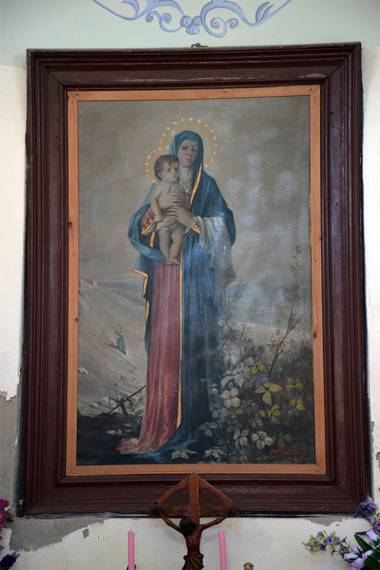 F7 Dipinto Madonna.jpg