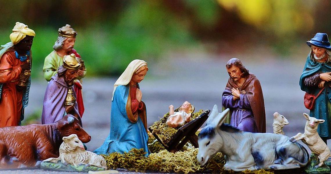 C:\fakepath\christmas-crib-figures-1060026_960_720.jpg